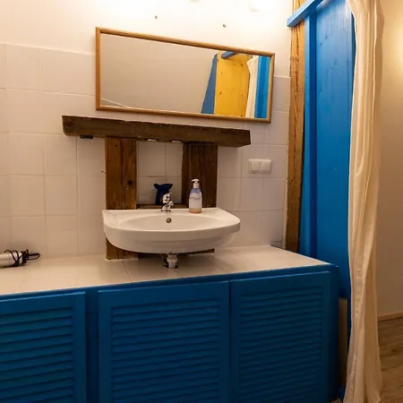 De Olle Uhlhoff Apartment *