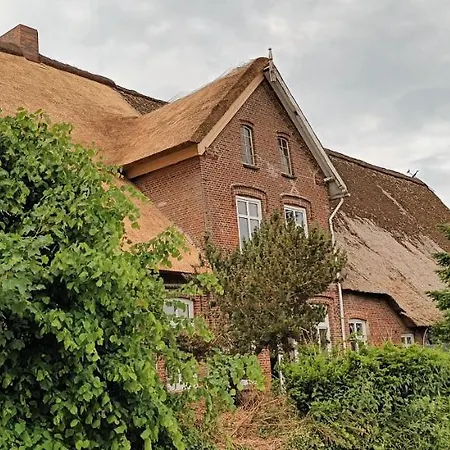 De Olle Uhlhoff Apartment *